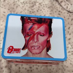Hot Topic Blue and Red Bowie Tin Bag